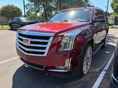 Used 2018 Cadillac Escalade Luxury