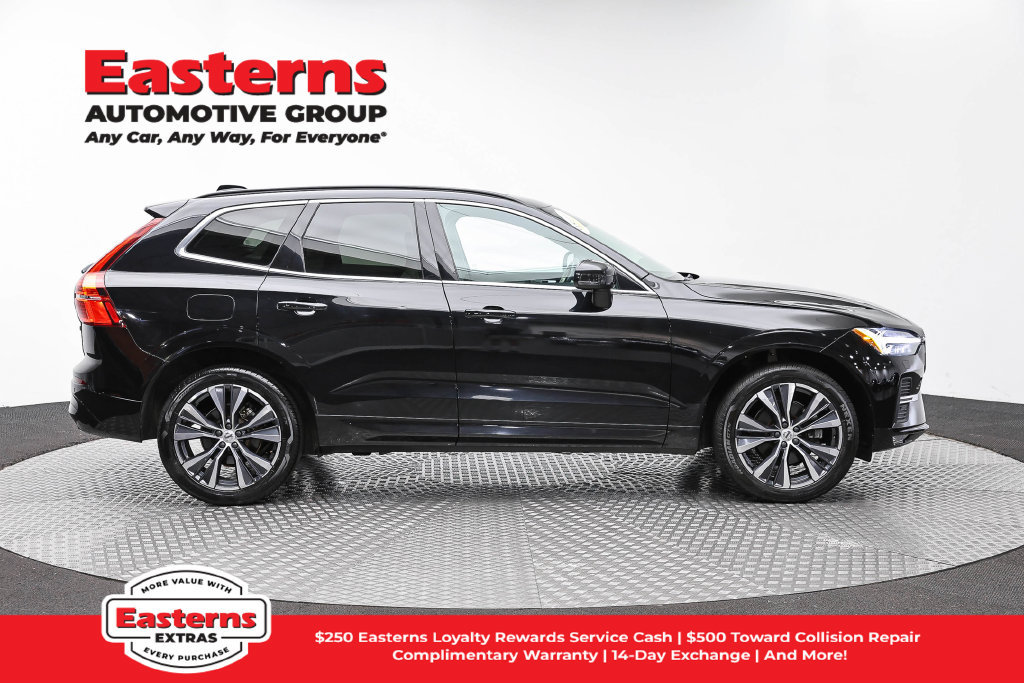 Used 2022 Volvo XC60 B5 Momentum w/ Climate Package AWD/4WD image 5