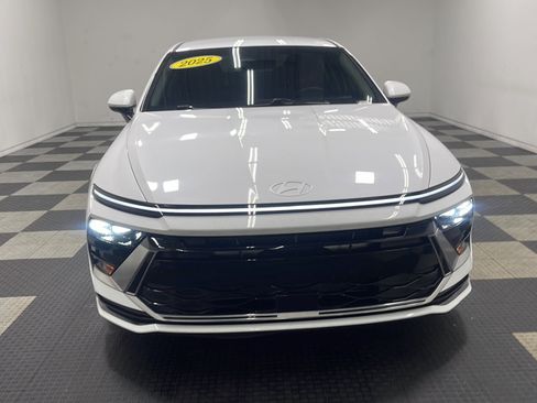 Used 2025 Hyundai Sonata SEL FWD image 24