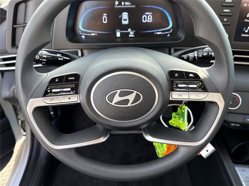 New 2026 Hyundai Elantra SE FWD image 13