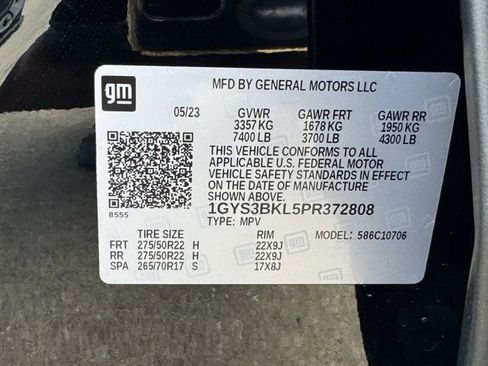 Used 2023 Cadillac Escalade Premium Luxury RWD image 41