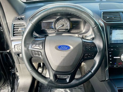Used 2018 Ford Explorer Sport w/ Equipment Group 401A image 11