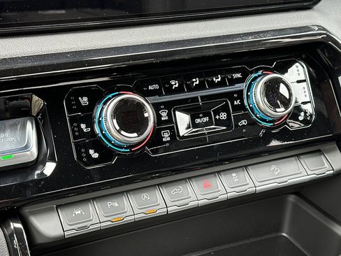 New 2026 GMC Sierra 1500 AT4 image 21