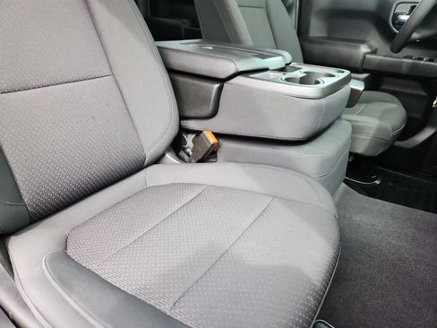 Used 2021 Chevrolet Silverado 1500 Custom AWD/4WD image 15