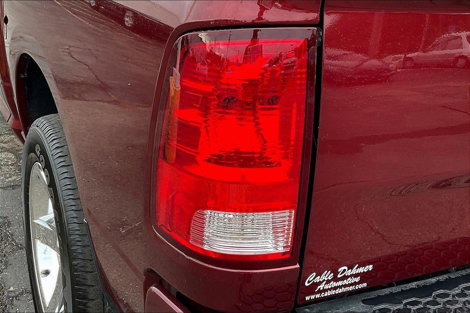 Used 2018 RAM 1500 Express w/ Express Value Package AWD/4WD image 25