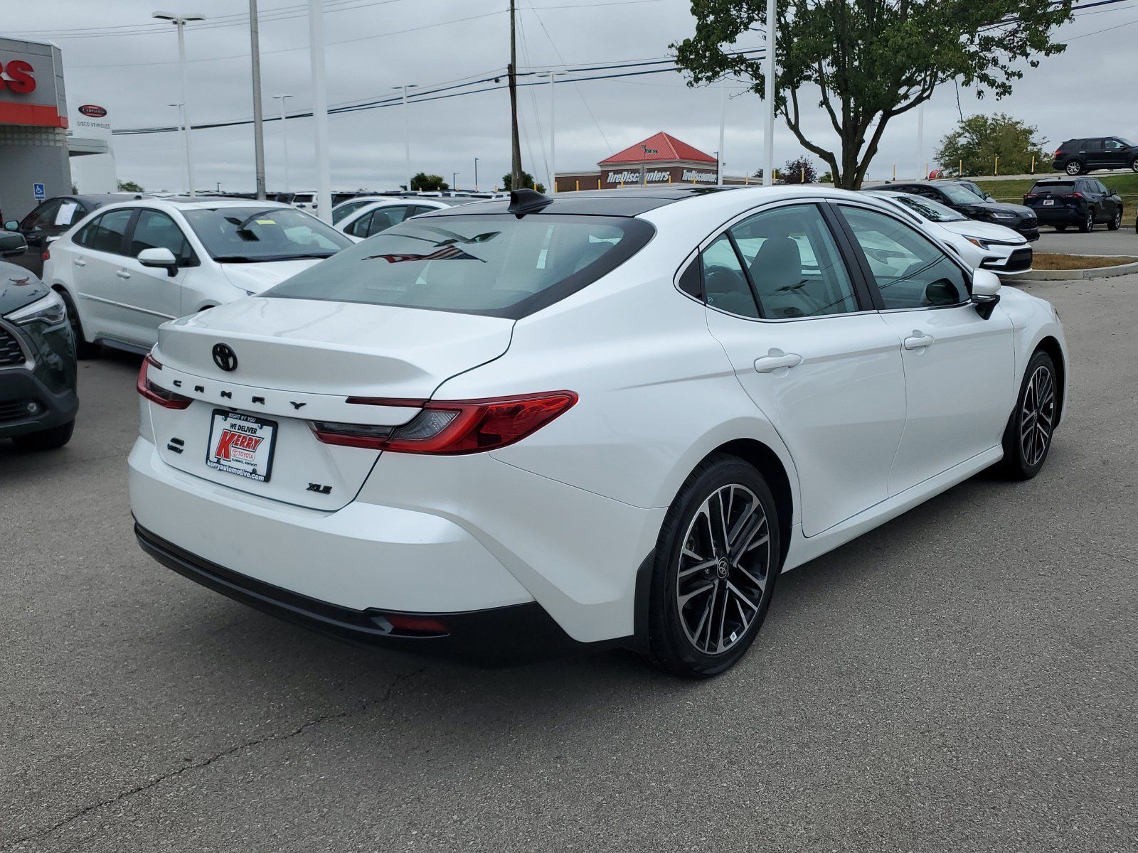 Certified 2025 Toyota Camry XLE w/ Premium Package AWD/4WD image 4