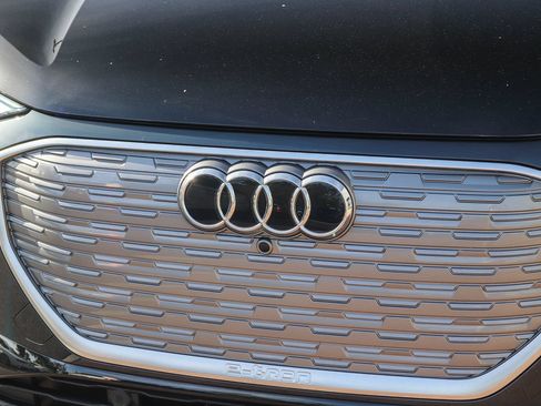 Certified 2023 Audi Q4 e-tron Premium Plus w/ Premium Plus RWD image 13