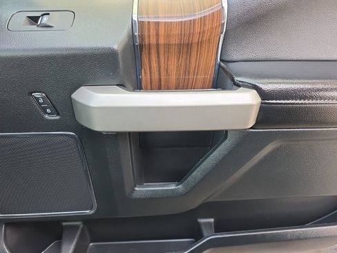 Used 2016 Ford F150 Lariat image 21