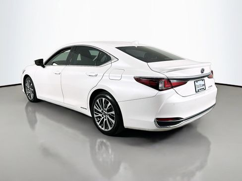 Used 2020 Lexus ES 300h w/ Premium Package image 5