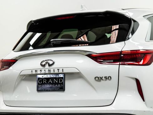 Used 2019 INFINITI QX50 Pure FWD image 13