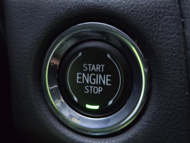 Used 2023 Chevrolet Suburban RST AWD/4WD image 32