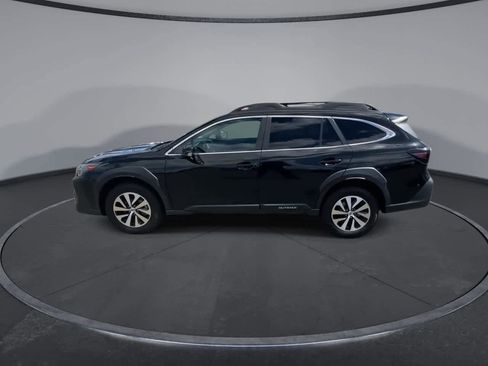 Used 2023 Subaru Outback Premium AWD/4WD image 5