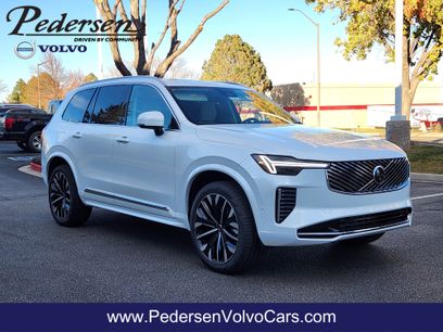 New 2026 Volvo XC90 B6 Ultra w/ Lounge Package