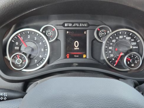 New 2026 RAM 2500 Tradesman AWD/4WD image 12