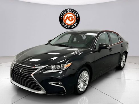 Used 2017 Lexus ES 350 image 3