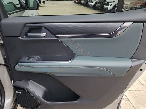 New 2026 GMC Acadia AT4 w/ Luxury Package image 44