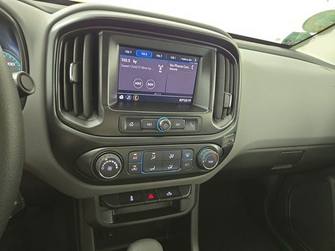 Certified 2022 Chevrolet Colorado W/T w/ WT Convenience Package RWD image 21
