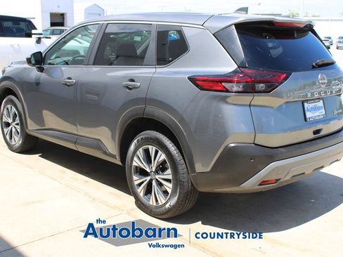 Used 2023 Nissan Rogue SV AWD/4WD image 4