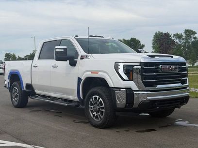 Used 2024 GMC Sierra 3500 SLT w/ SLT Convenience Package