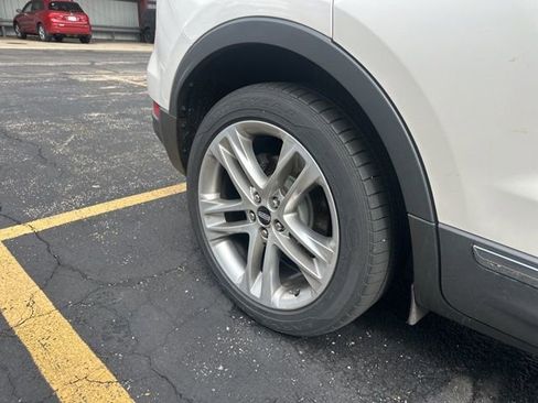 Used 2015 Lincoln MKC AWD w/ Equipment Group 102A Reserve image 9