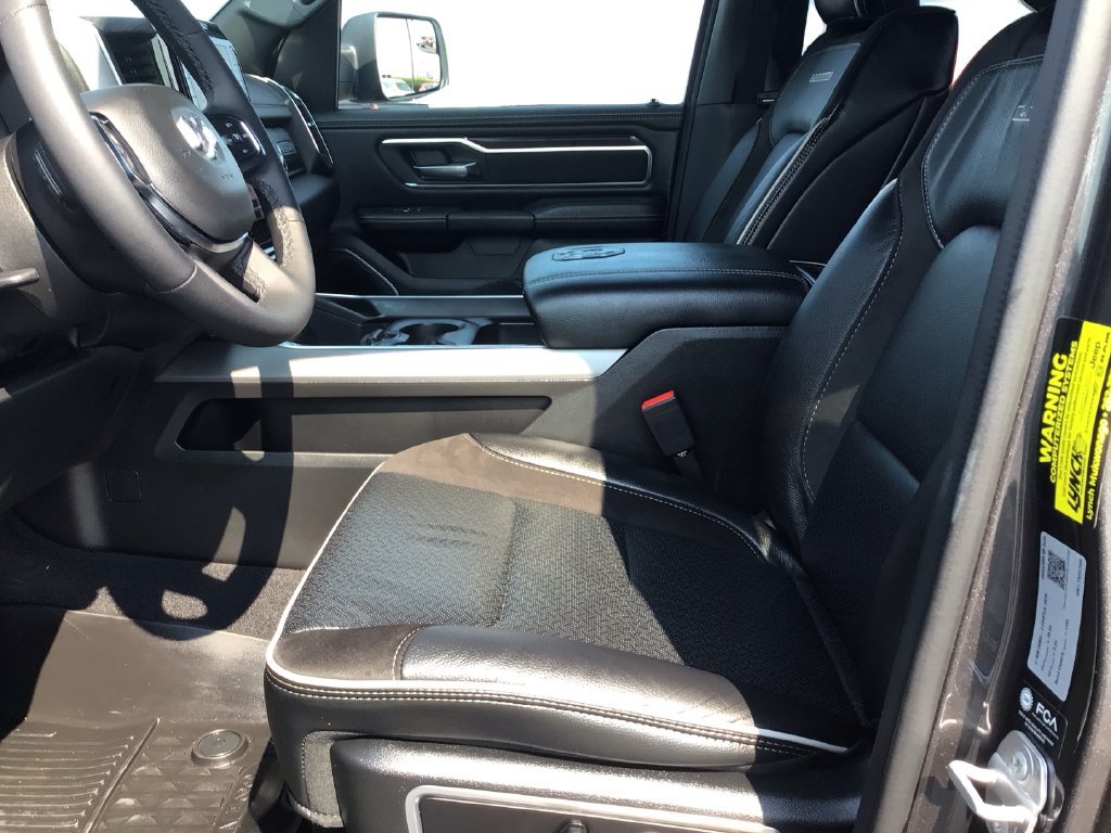 Used 2026 RAM 1500 Laramie w/ Laramie Southwest Edition AWD/4WD image 9