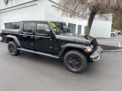 Used 2022 Jeep Gladiator Sport