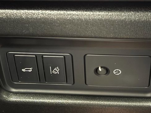 Used 2019 Land Rover Discovery Sport HSE image 39