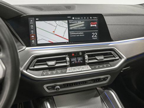 Used 2023 BMW X6 xDrive40i w/ M Sport Package image 22