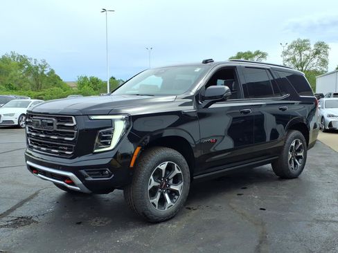 New 2026 GMC Yukon AT4 Ultimate AWD/4WD image 3