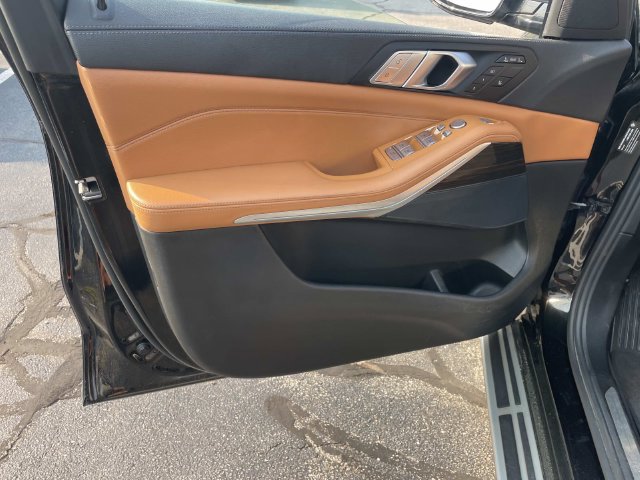 Used 2021 BMW X7 xDrive40i w/ Parking Assistance Package AWD/4WD image 20