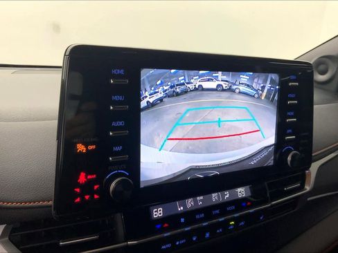 Used 2024 Toyota Sienna XSE image 24