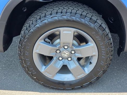 Used 2024 Honda Ridgeline TrailSport image 12