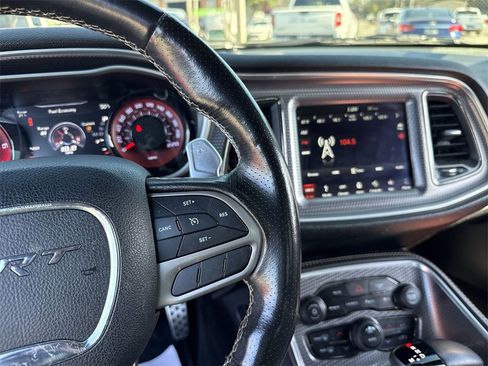 Used 2019 Dodge Challenger SRT Hellcat Redeye image 15