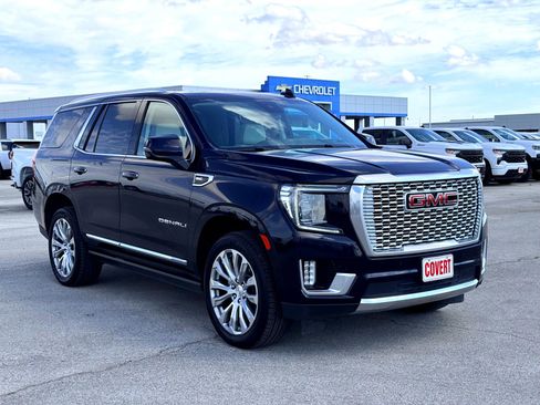 Used 2023 GMC Yukon Denali image 4