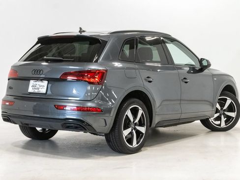 Used 2023 Audi Q5 2.0T Premium Plus w/ Premium Plus Package AWD/4WD image 32