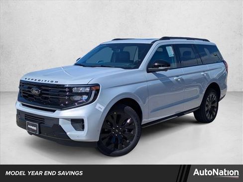 New 2025 Ford Expedition Platinum w/ Stealth Appearance Package image 1