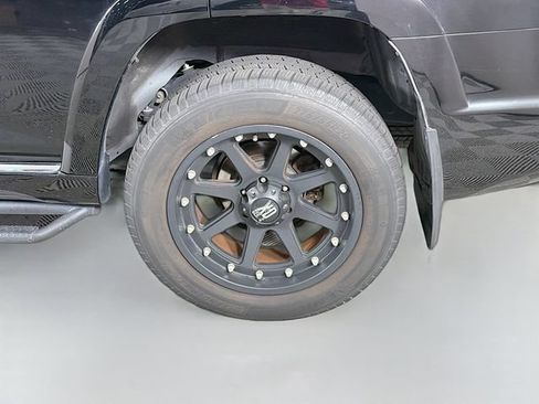 Used 2013 Toyota 4Runner Limited AWD/4WD image 37