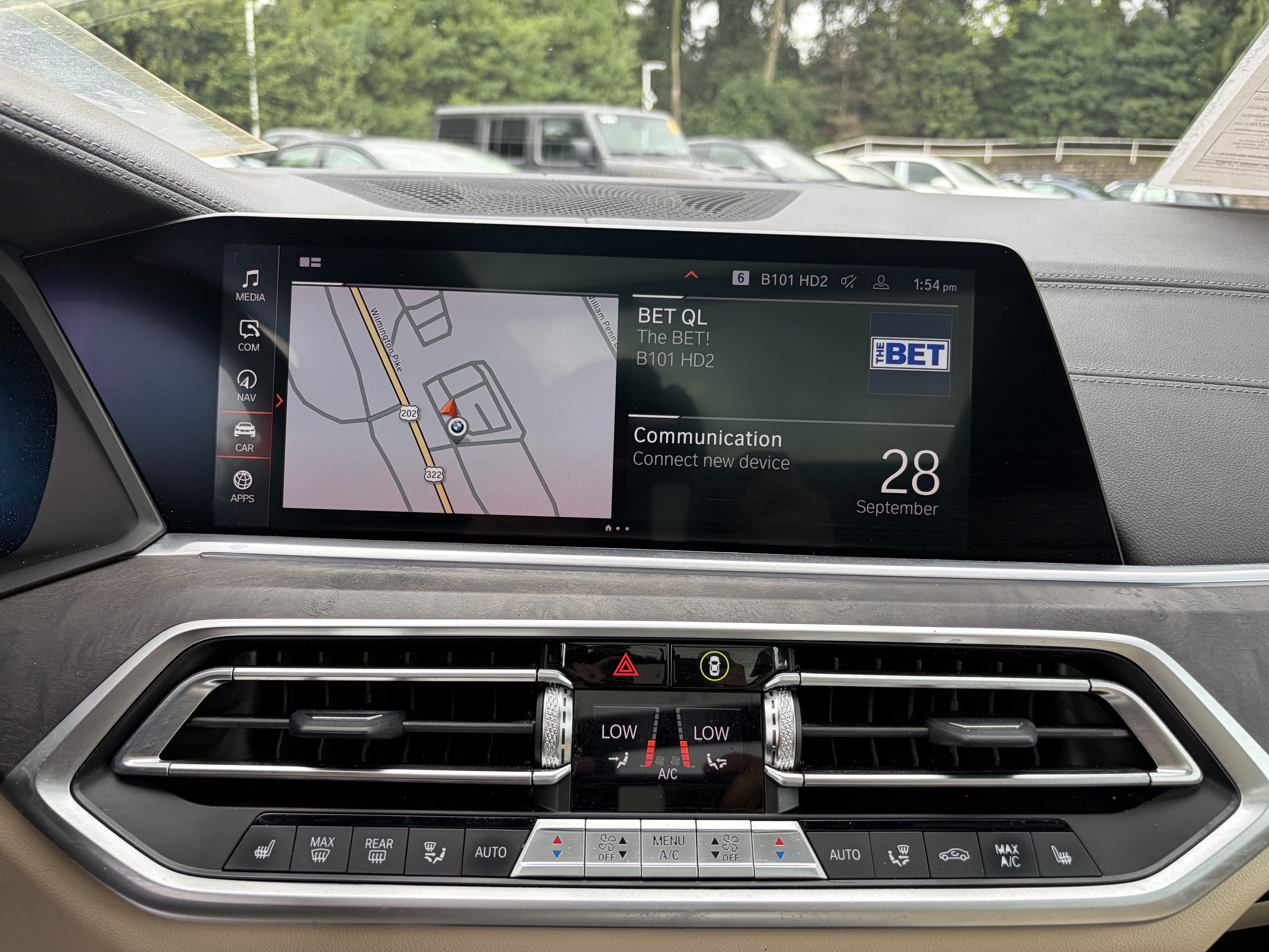 Certified 2022 BMW X5 xDrive40i w/ Premium Package AWD/4WD image 13