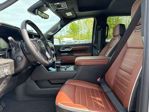 New 2026 GMC Sierra 1500 Denali Ultimate AWD/4WD image 9