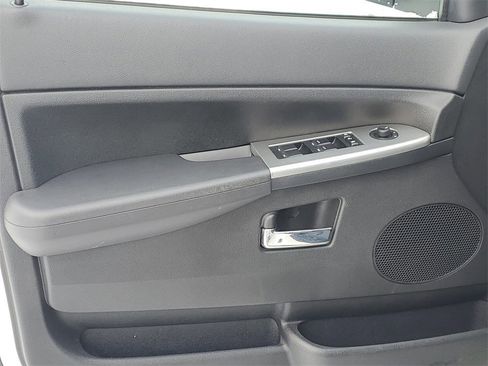 Used 2009 Jeep Grand Cherokee Laredo w/ Trailer Tow Group image 20