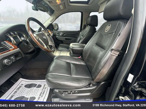 Used 2014 Cadillac Escalade ESV Platinum image 14