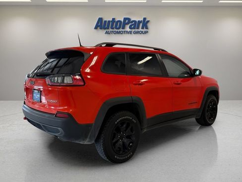 Used 2021 Jeep Cherokee Trailhawk w/ Technology Group AWD/4WD image 7