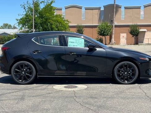 New 2026 MAZDA MAZDA3 Hatchback w/Premium Plus Pkg AWD/4WD image 3