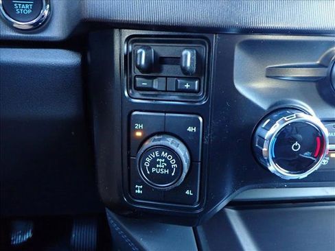 New 2026 Ford F250 Platinum w/ Tremor Off-Road Package image 21