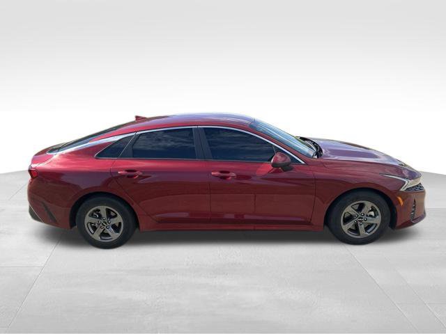 Used 2022 Kia K5 LXS FWD image 2