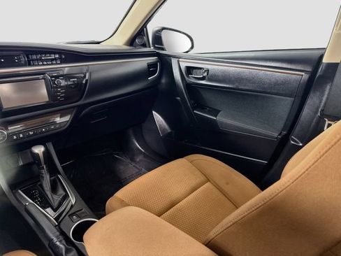 Used 2014 Toyota Corolla LE FWD image 21