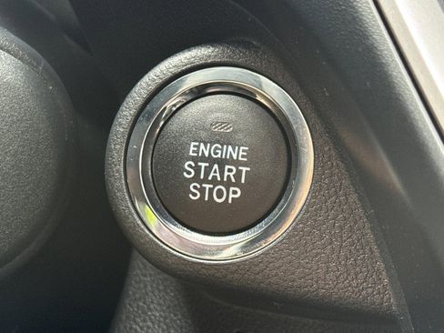 Used 2024 Subaru Impreza 2.0i Sport image 19