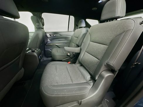 New 2025 Chevrolet Traverse LT w/ Driver Confidence Package FWD image 25
