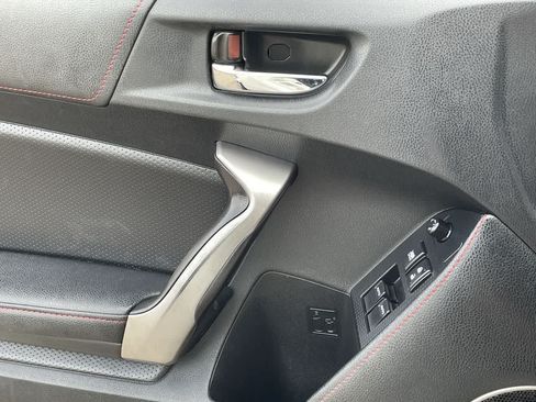 Used 2015 Scion FR-S RWD image 29