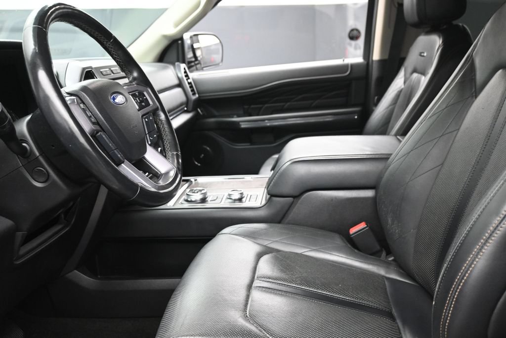 Used 2019 Ford Expedition Max Platinum AWD/4WD image 19